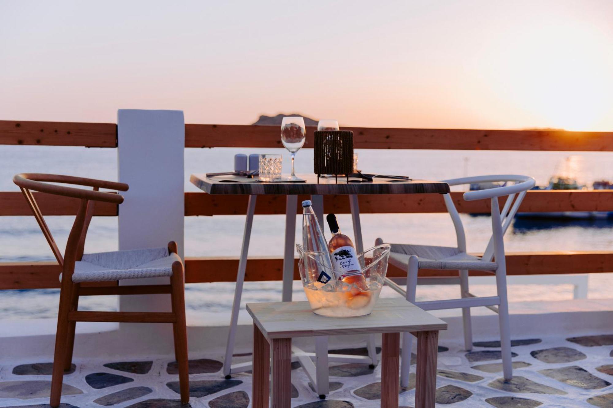 Spongia Hotel Suites & Spa Myrties Eksteriør billede