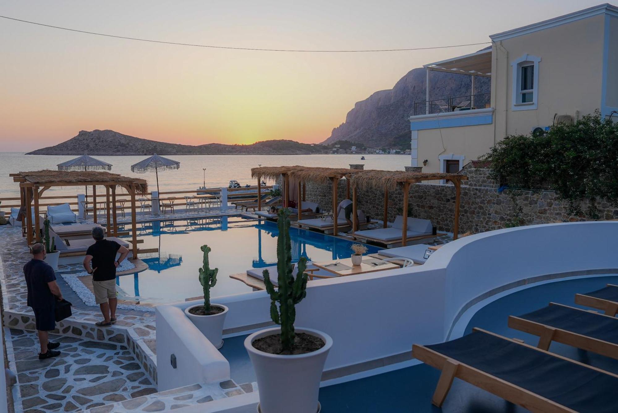 Spongia Hotel Suites & Spa Myrties Eksteriør billede