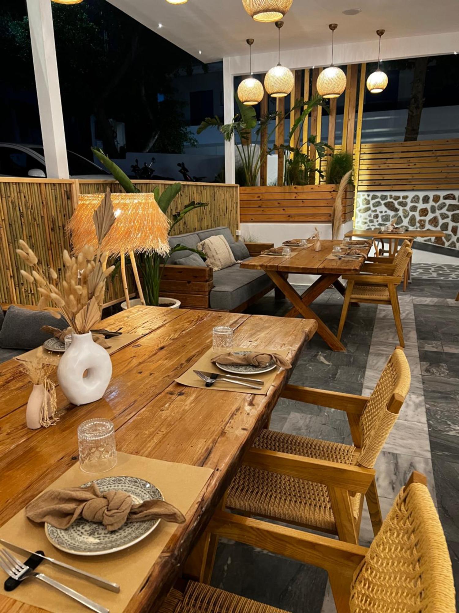 Spongia Hotel Suites & Spa Myrties Eksteriør billede